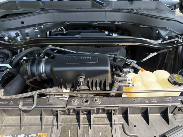 Used 2020 Ford Explorer Limited AWD/4WD image 26
