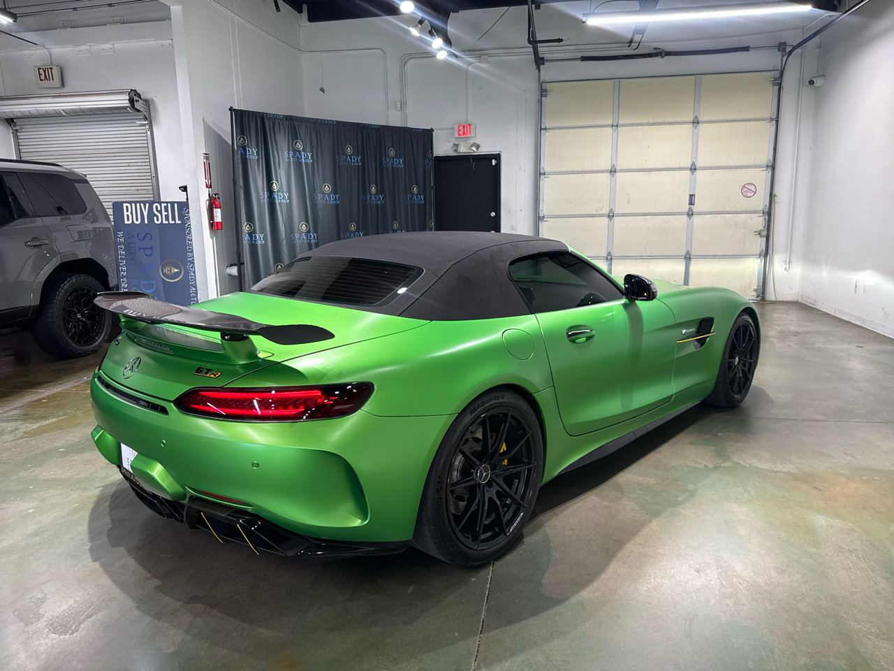 Used 2020 Mercedes-Benz AMG GT R image 10