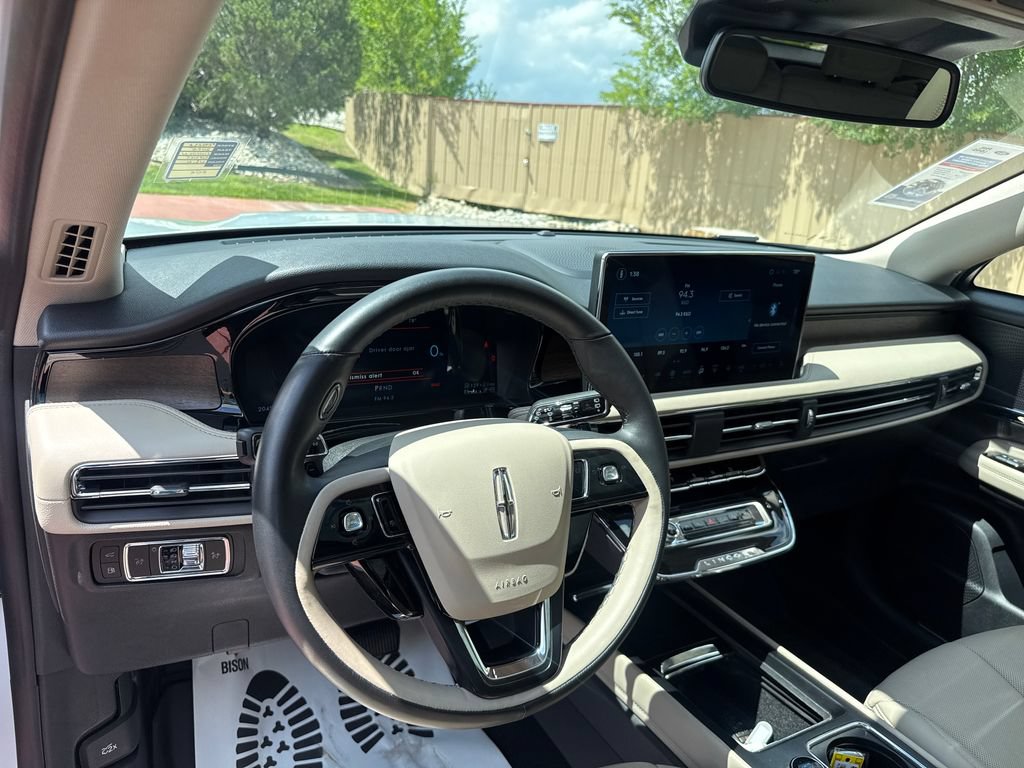 Certified 2025 Lincoln Corsair Grand Touring AWD/4WD image 14