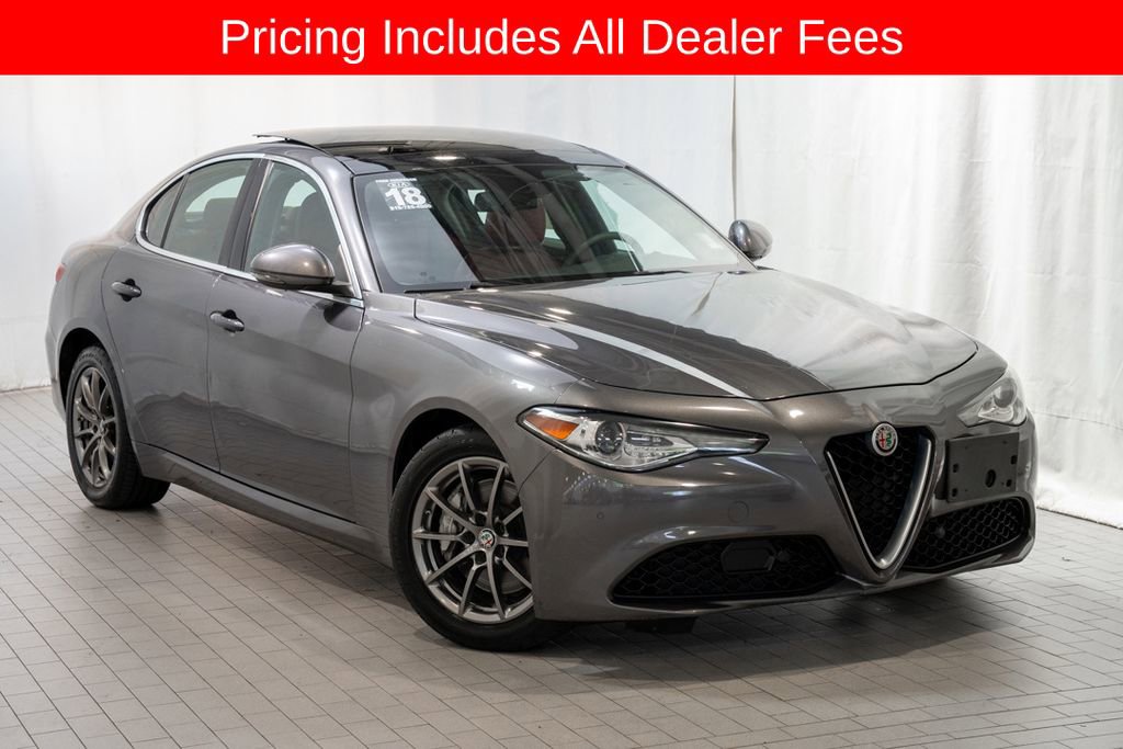 Used 2018 Alfa Romeo Giulia AWD image 1