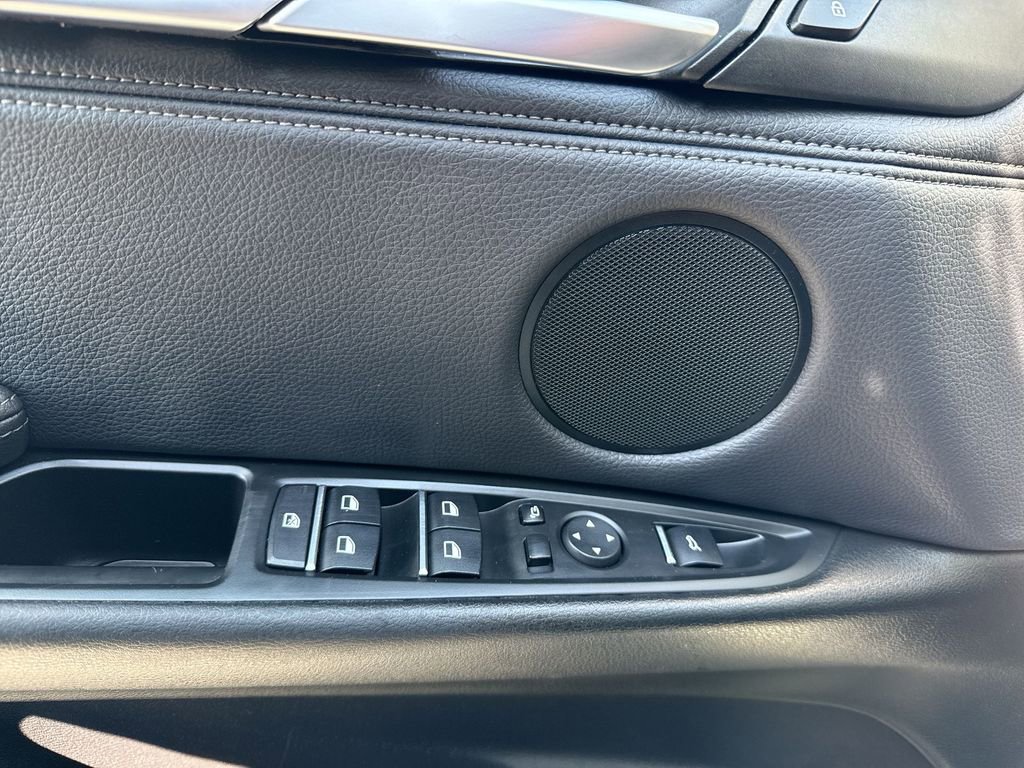 Used 2018 BMW X5 xDrive40e image 15