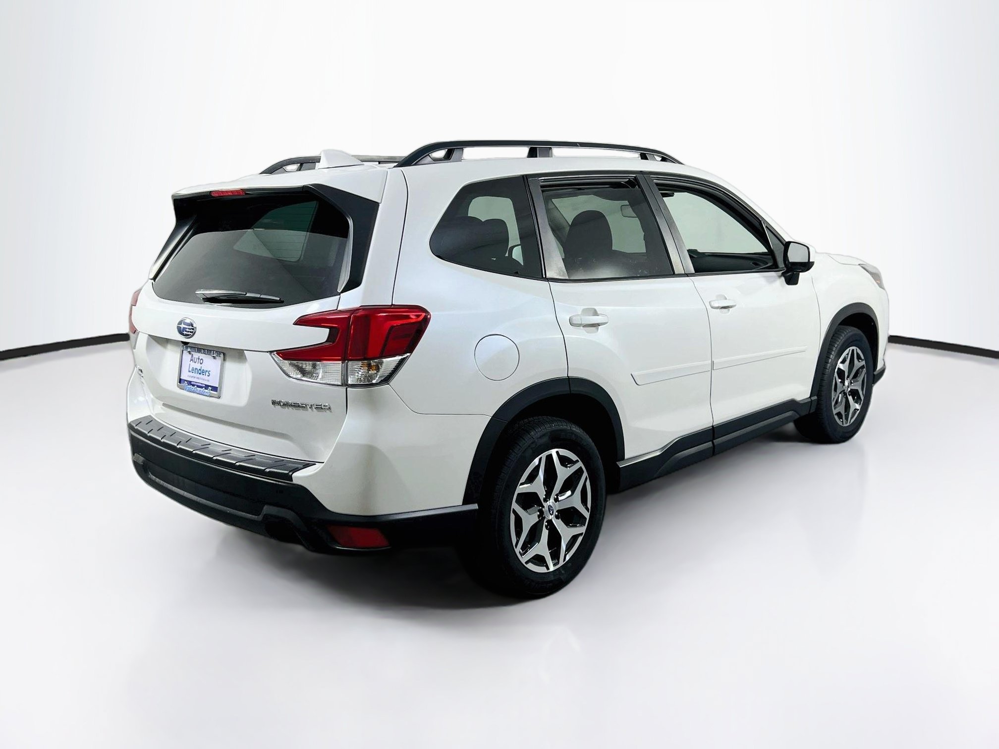 Used 2023 Subaru Forester Premium AWD/4WD image 5