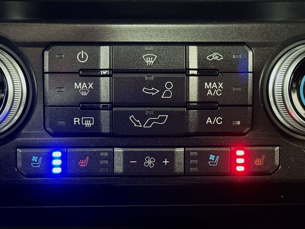 Used 2018 Ford F150 Platinum w/ Technology Package image 19