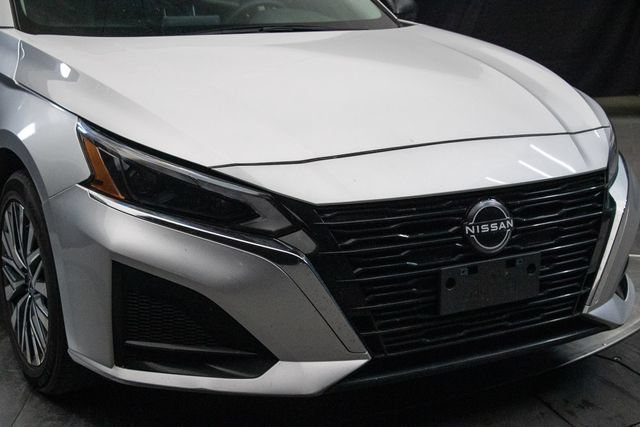 Used 2024 Nissan Altima 2.5 SV AWD/4WD image 4