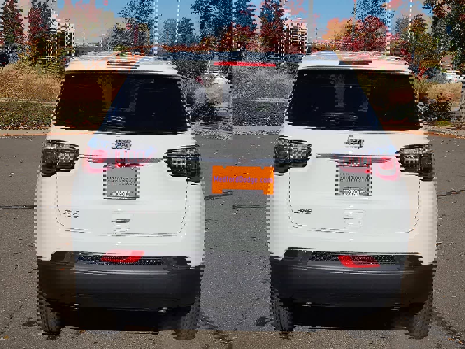 New 2026 Jeep Compass Latitude image 13