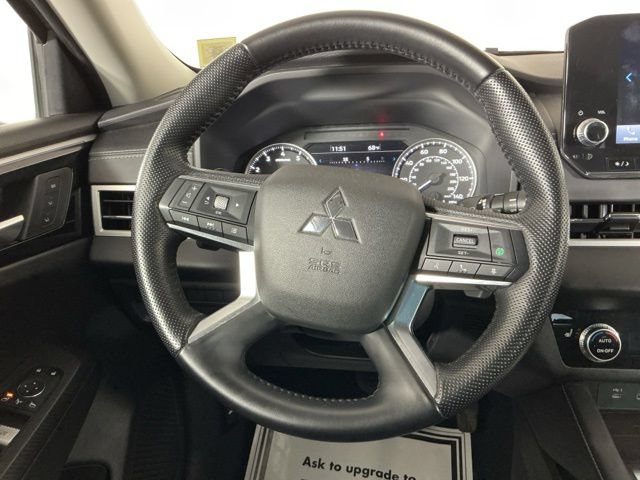 Used 2022 Mitsubishi Outlander SEL AWD/4WD image 19