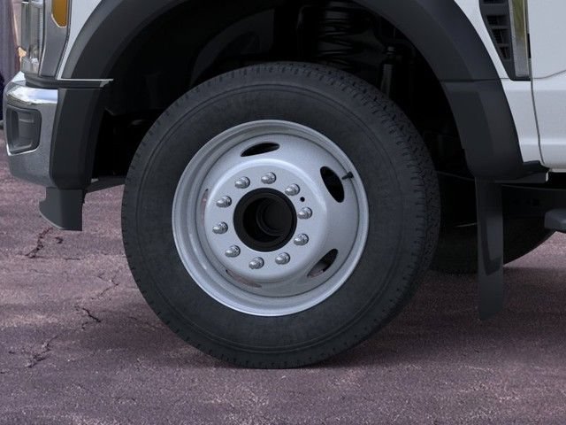 New 2026 Ford F550 2WD Regular Cab Super Duty w/ XL Chrome Package image 19