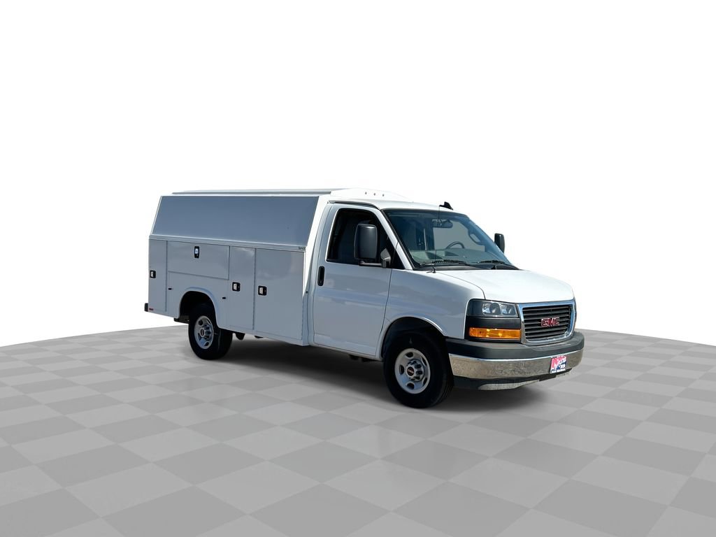 New 2025 GMC Savana 3500 w/ Power Convenience Package image 2