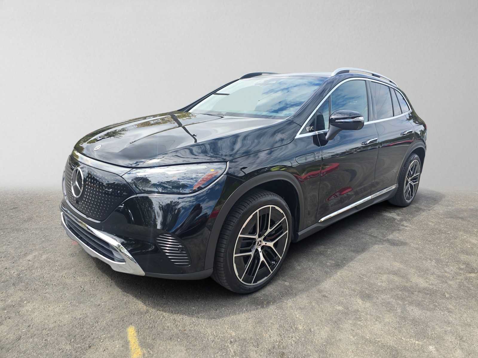 New 2027 Mercedes-Benz EQE 320 4MATIC SUV image 7