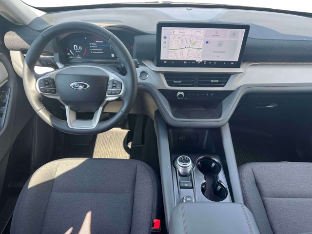 Used 2026 Ford Explorer Active AWD/4WD image 17