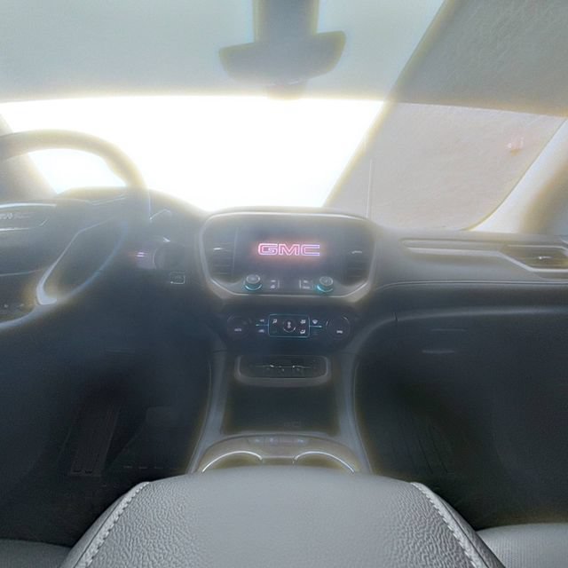 Used 2023 GMC Acadia Denali w/ Black Diamond Edition FWD image 26