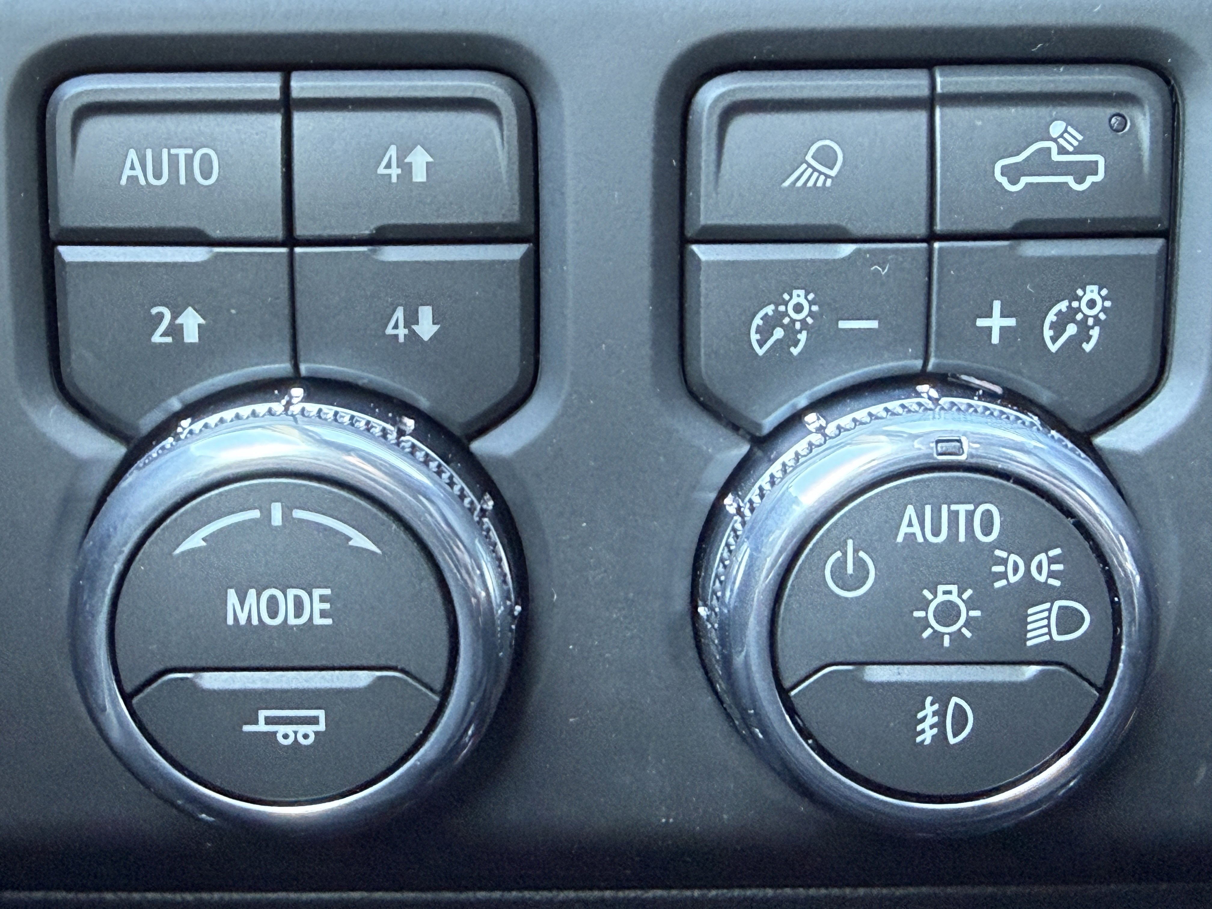 New 2026 GMC Sierra 2500 AT4 w/ AT4 Premium Plus Package image 39