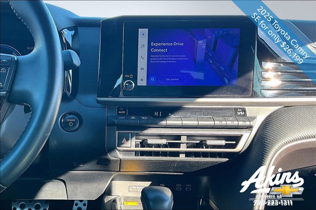Used 2025 Toyota Camry SE image 8