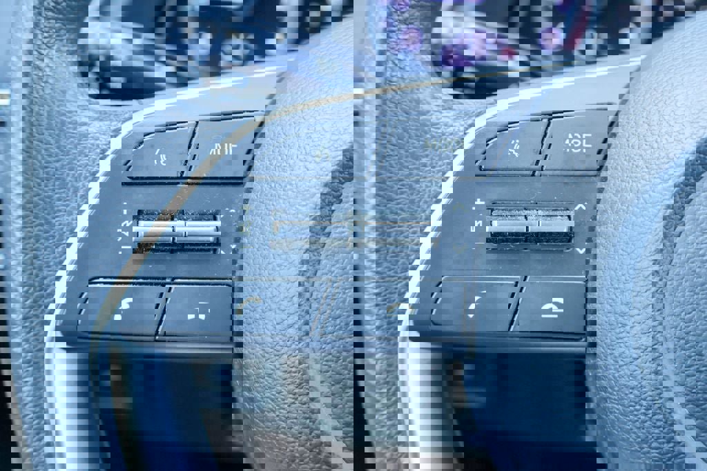 Used 2023 Hyundai Sonata SEL image 12