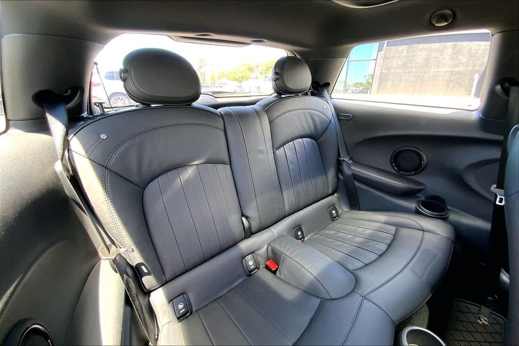 Used 2022 MINI Cooper SE FWD image 25
