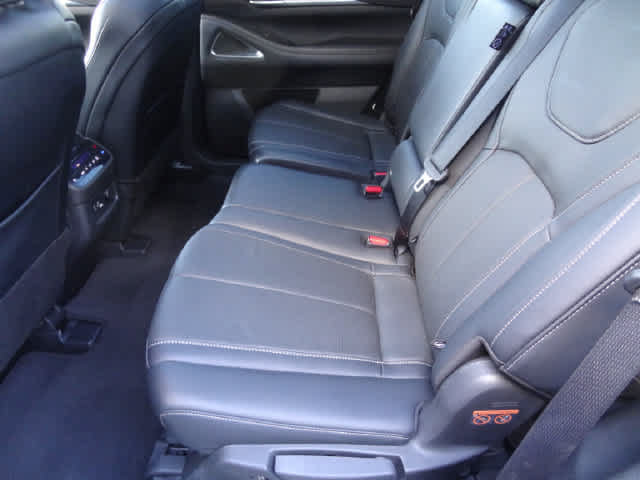 Used 2023 INFINITI QX60 Luxe w/ Performance Audio Package AWD/4WD image 8