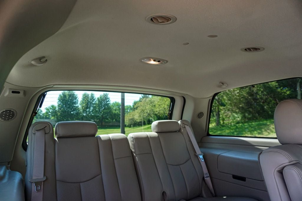 Used 2003 Cadillac Escalade AWD image 54