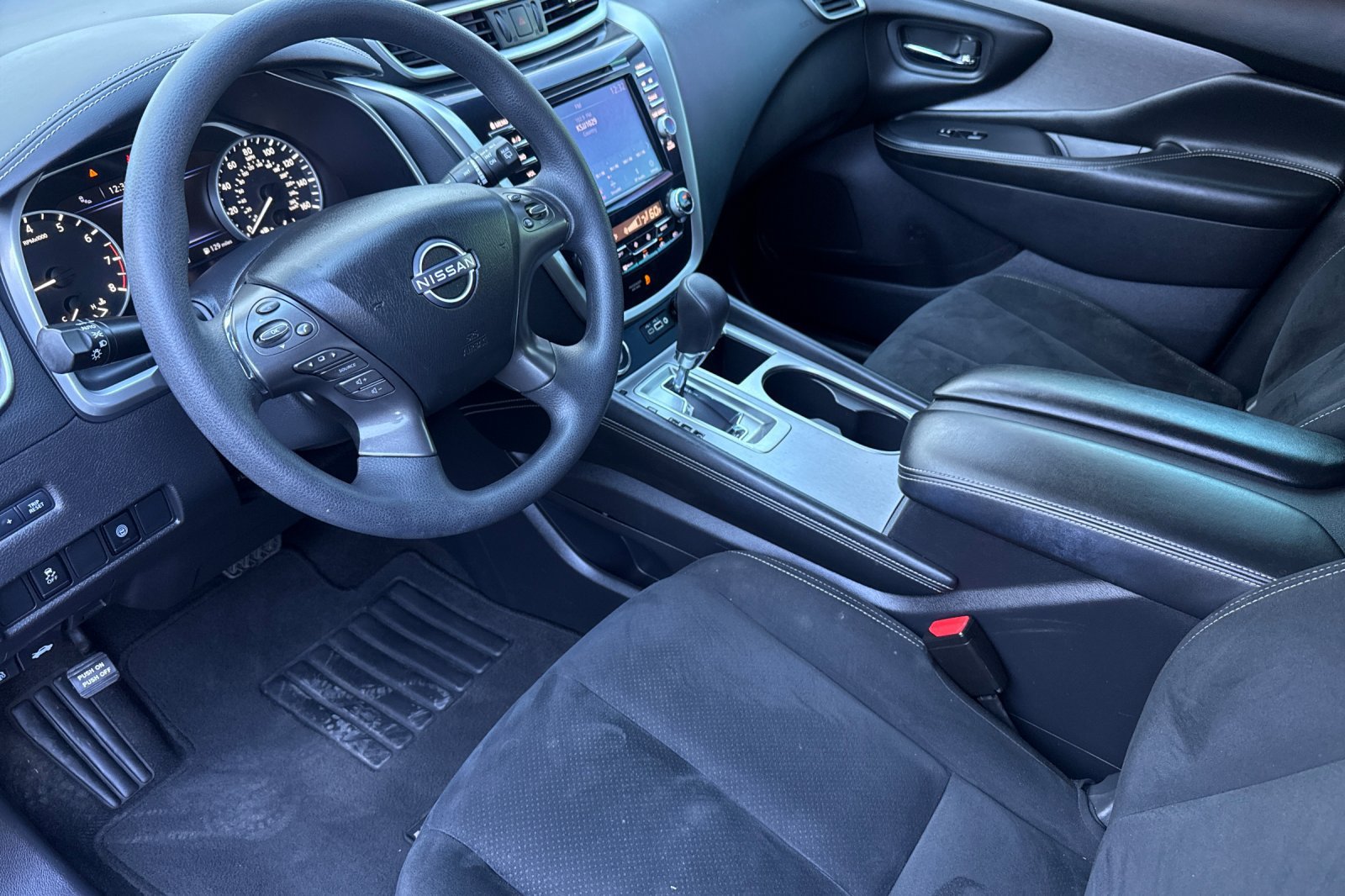 Used 2023 Nissan Murano S AWD/4WD image 9