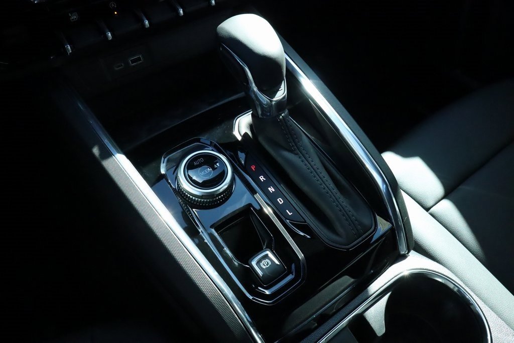 New 2026 GMC Canyon Elevation w/ Convenience Package image 11