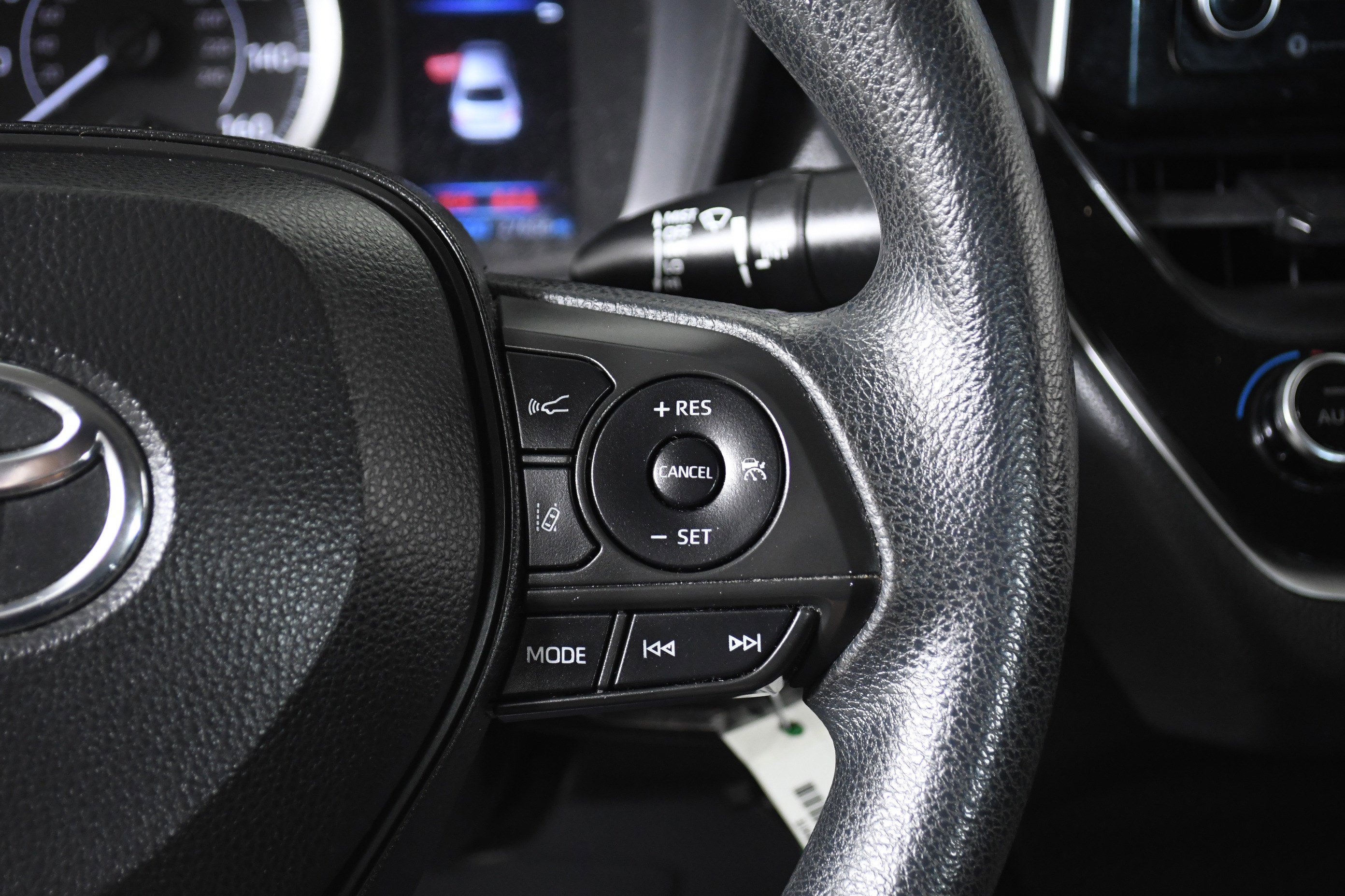 Used 2021 Toyota Corolla LE image 13