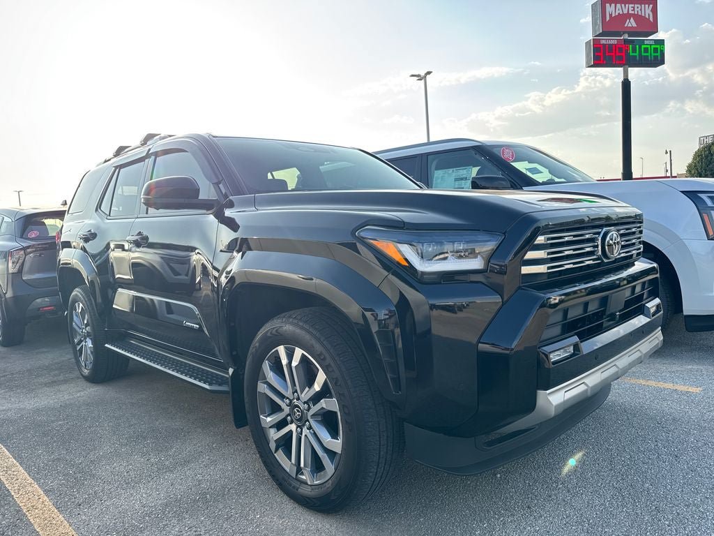 Used 2025 Toyota 4Runner Limited AWD/4WD image 3