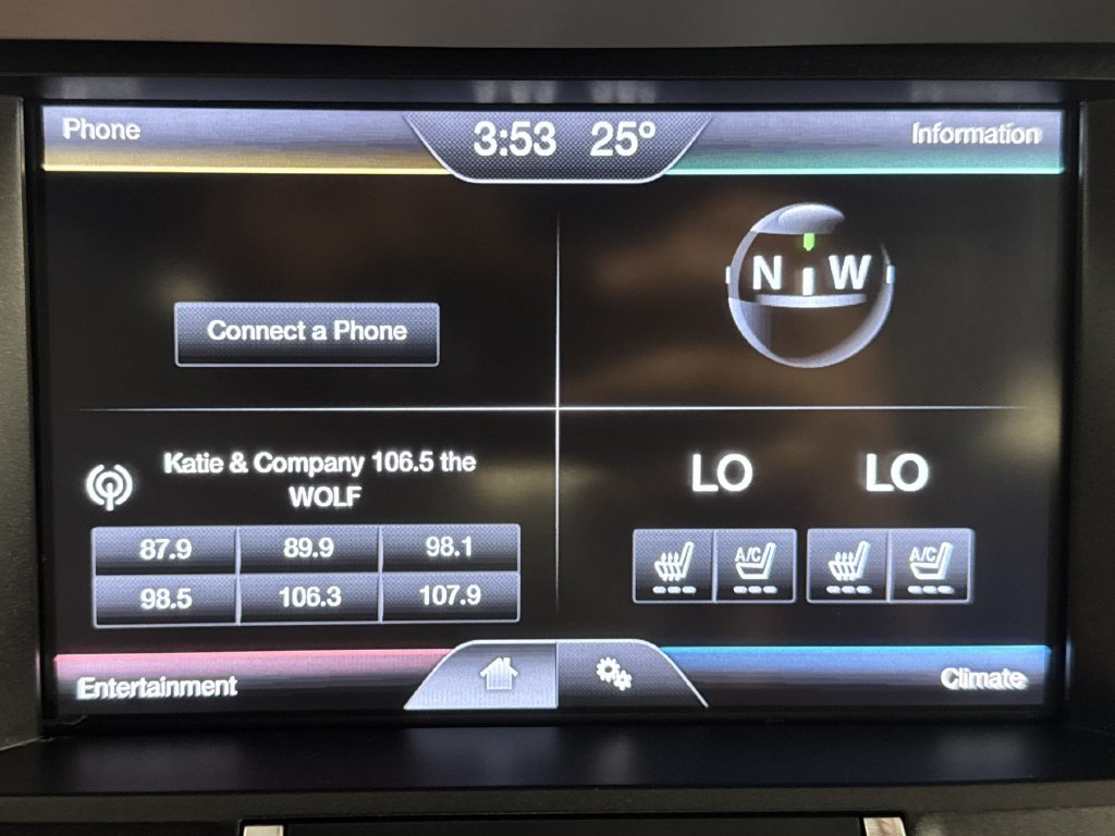 Used 2015 Ford Mustang GT Premium RWD image 3