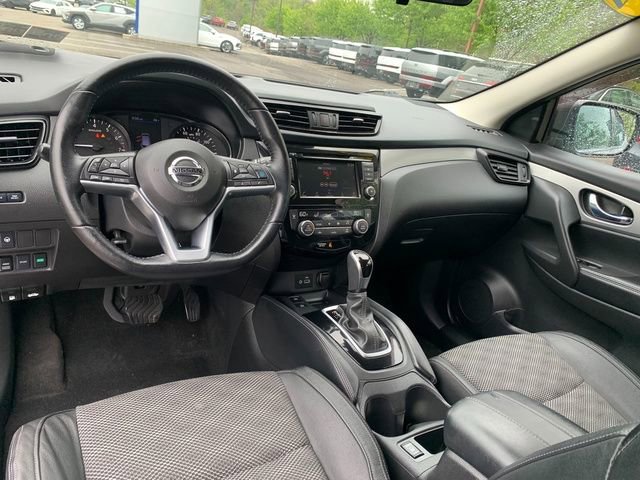 Used 2020 Nissan Rogue Sport SV w/ Technology Package AWD/4WD image 20