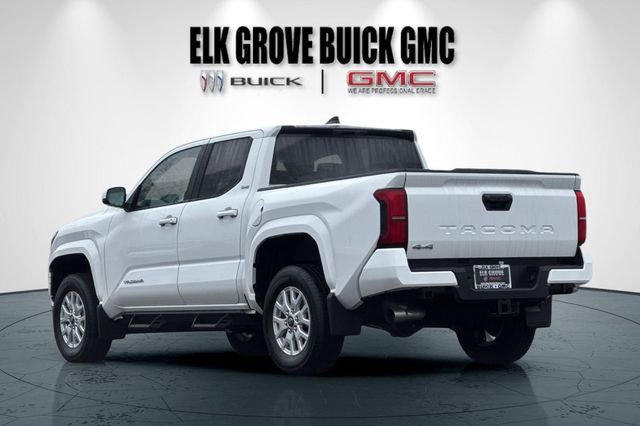 Used 2025 Toyota Tacoma SR5 image 6