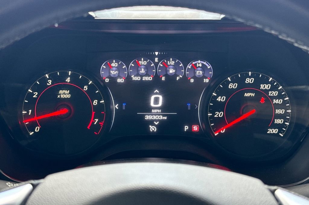 Used 2020 Chevrolet Camaro SS RWD image 25