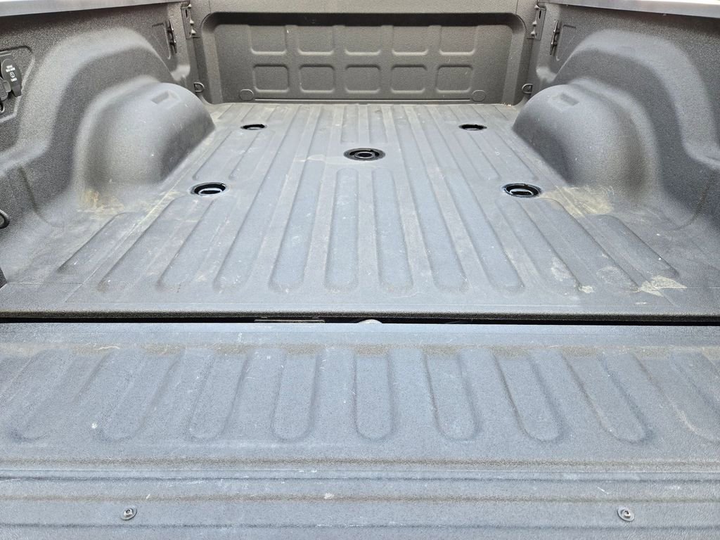 Used 2025 RAM 2500 Laramie w/ Night Edition image 32