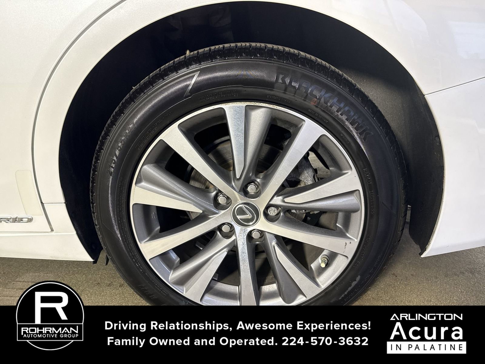 Used 2021 Lexus ES 300h w/ Premium Package image 5