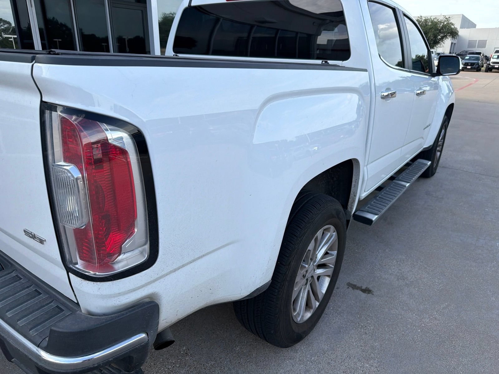 Used 2015 GMC Canyon SLT w/ Driver Alert Package RWD image 6
