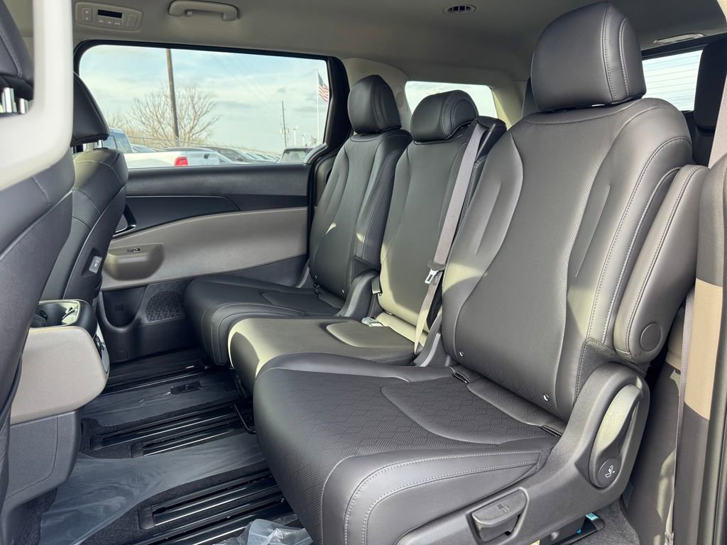 New 2026 Kia Carnival image 11