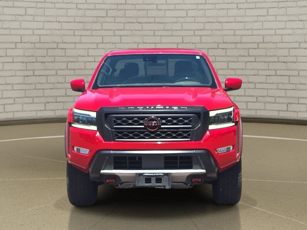 Used 2024 Nissan Frontier PRO-4X w/ Off-Road Protection Package AWD/4WD image 2