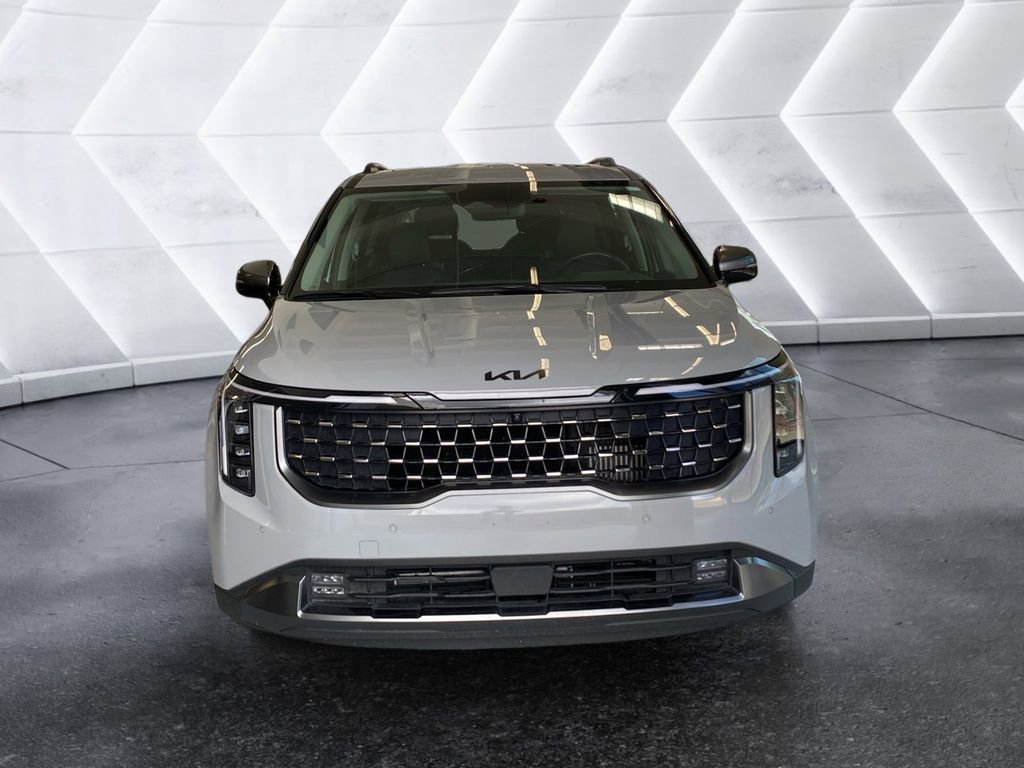 Used 2025 Kia Carnival SX Prestige image 1