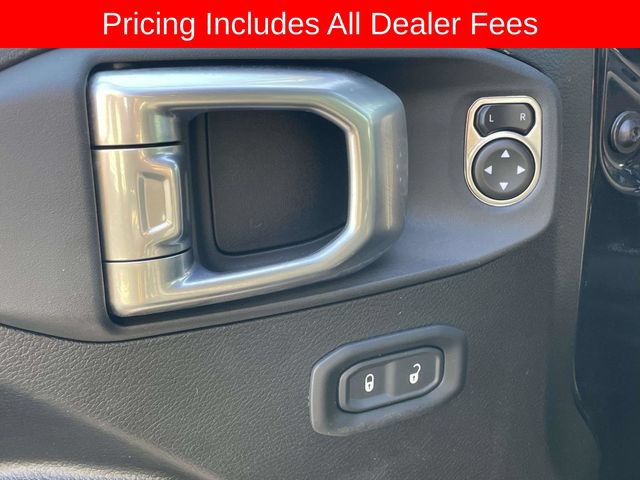 Used 2023 Jeep Gladiator Mojave AWD/4WD image 16