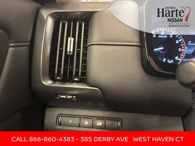 Certified 2023 Nissan Pathfinder SL image 17