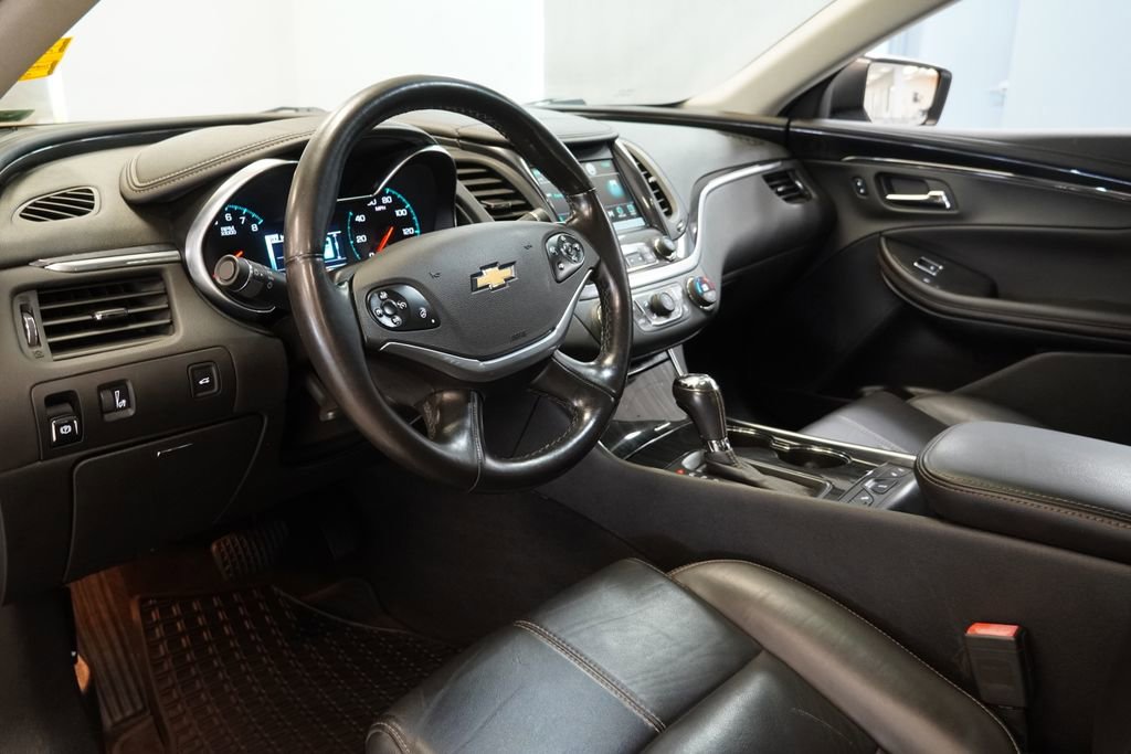 Used 2019 Chevrolet Impala LT w/ LT Leather Package FWD image 6