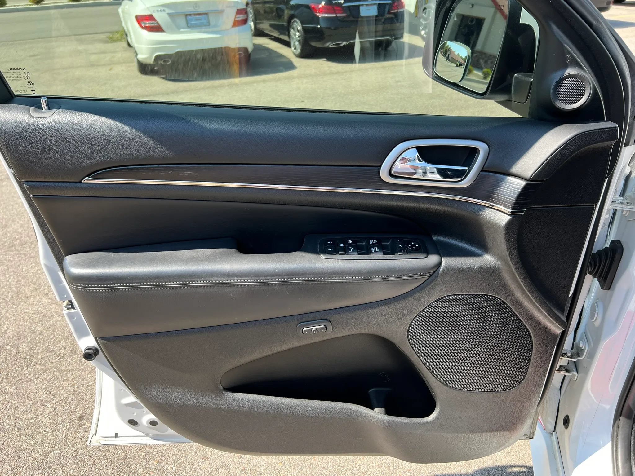 Used 2018 Jeep Grand Cherokee High Altitude AWD/4WD image 23