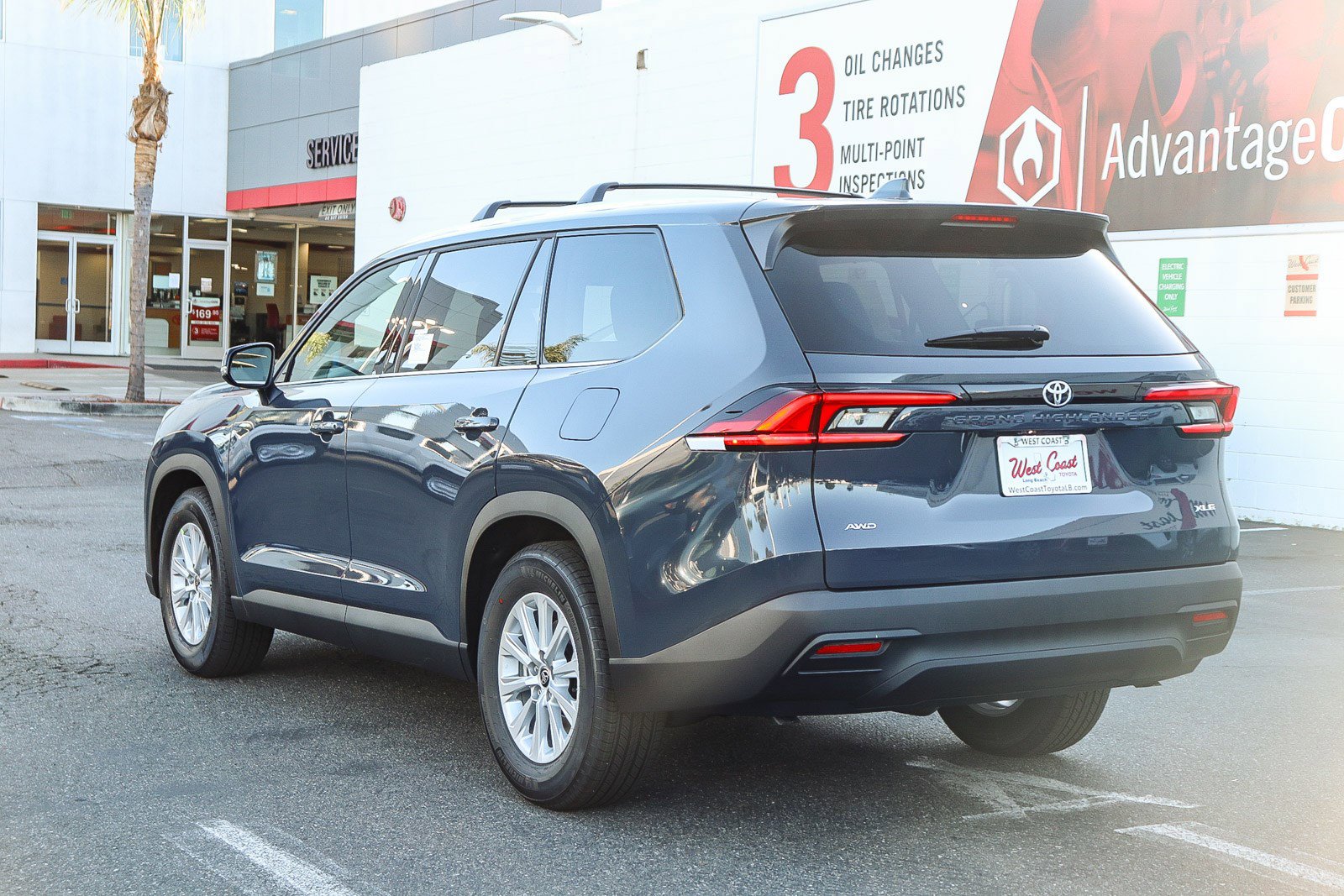 New 2026 Toyota Grand Highlander XLE image 9