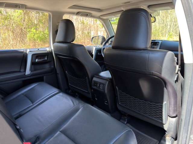 Used 2018 Toyota 4Runner Limited AWD/4WD image 31
