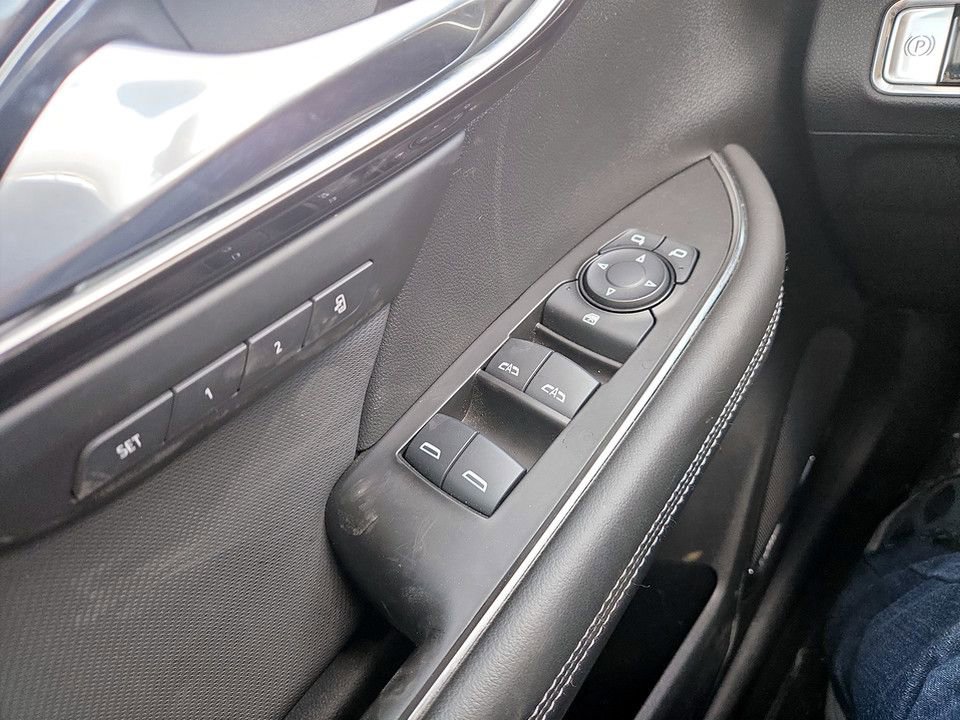 Used 2024 Buick Envision Preferred image 22