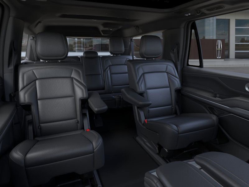 New 2025 Lincoln Navigator L Reserve w/ Jet Appearance Package image 11
