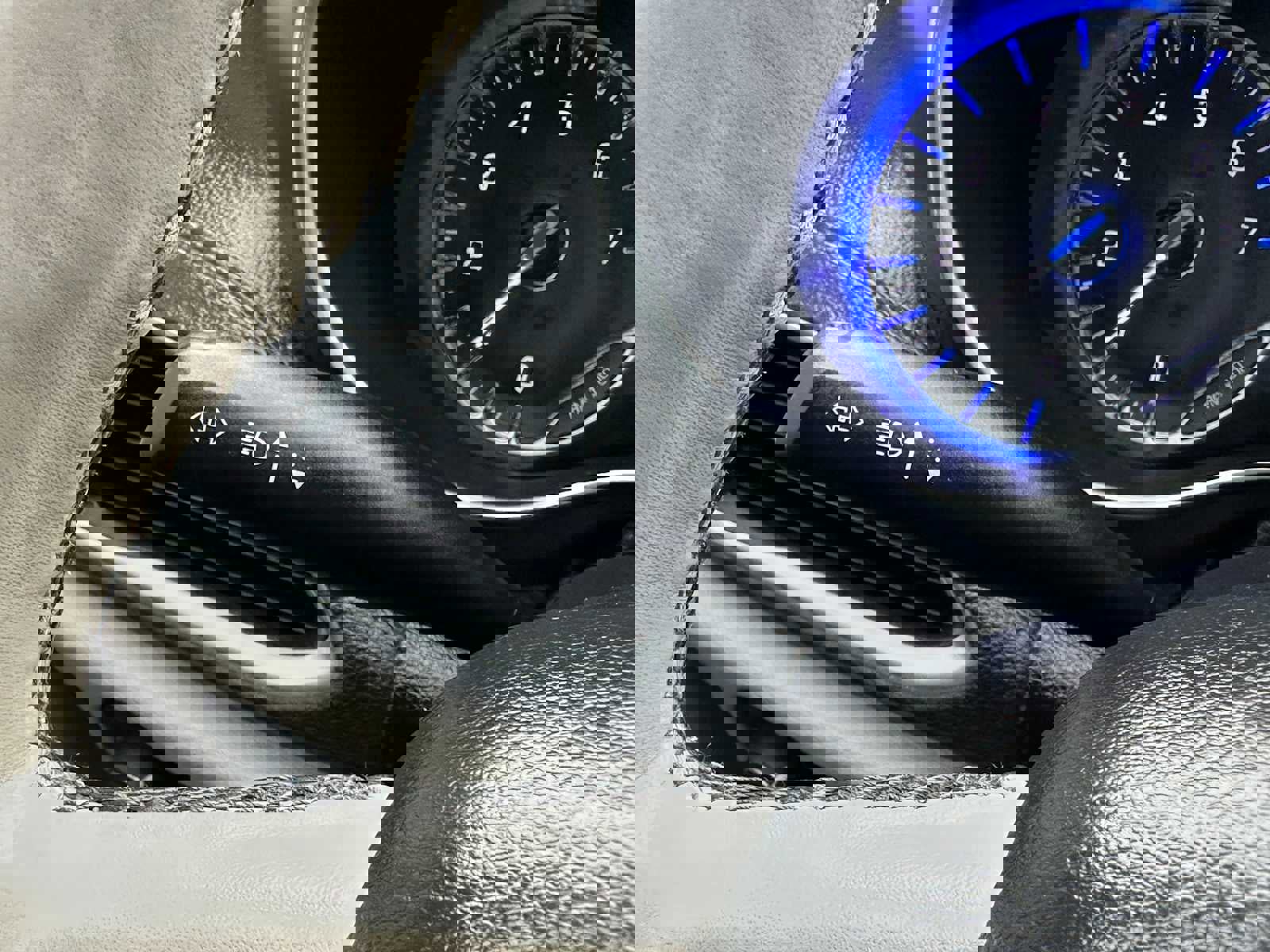 Used 2020 Chrysler Pacifica Limited image 38