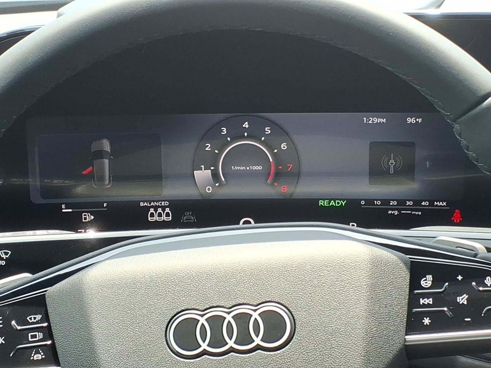 New 2026 Audi Q3 quattro 2.0T w/ Technology Package AWD/4WD image 13