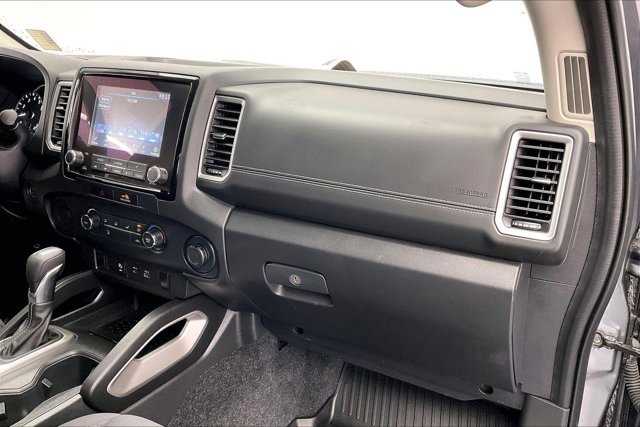 Used 2022 Nissan Frontier SV w/ Technology Package image 15