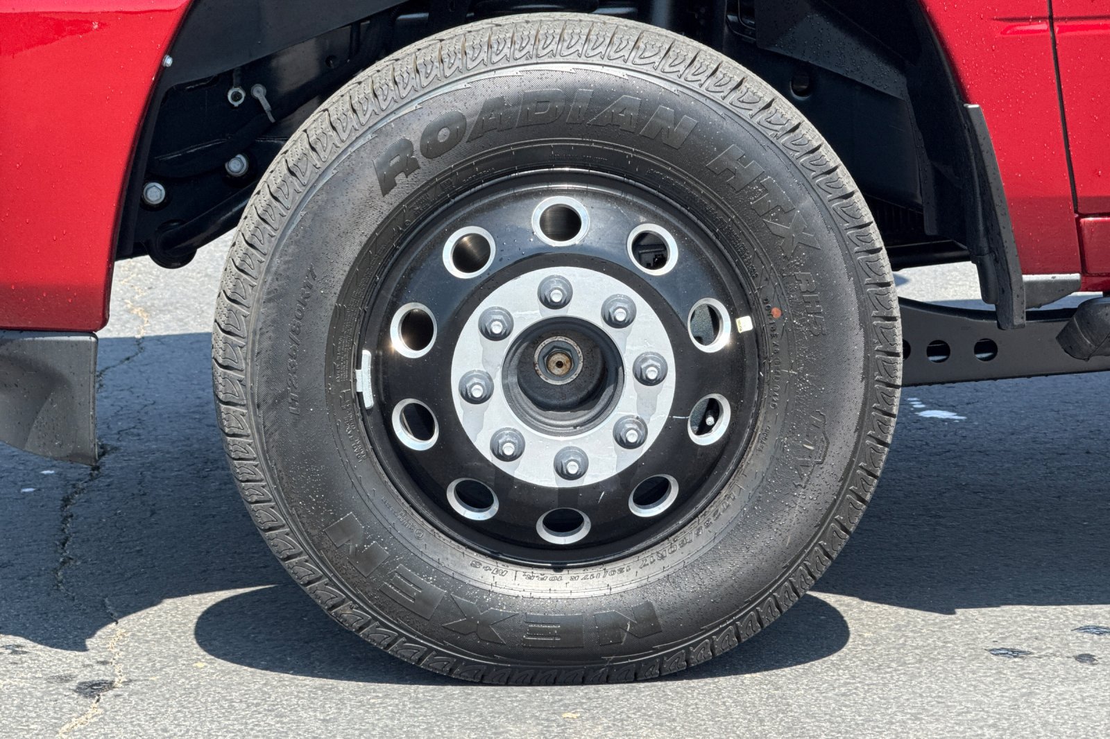 New 2026 RAM 3500 Laramie AWD/4WD image 28