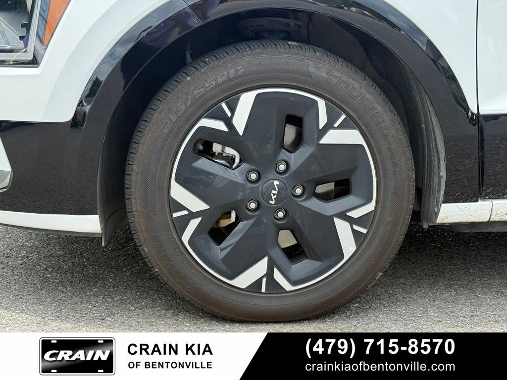 Certified 2024 Kia Niro Wind FWD image 33