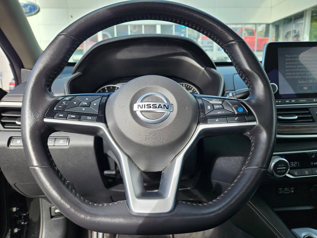 Used 2022 Nissan Altima 2.5 Platinum AWD/4WD image 23