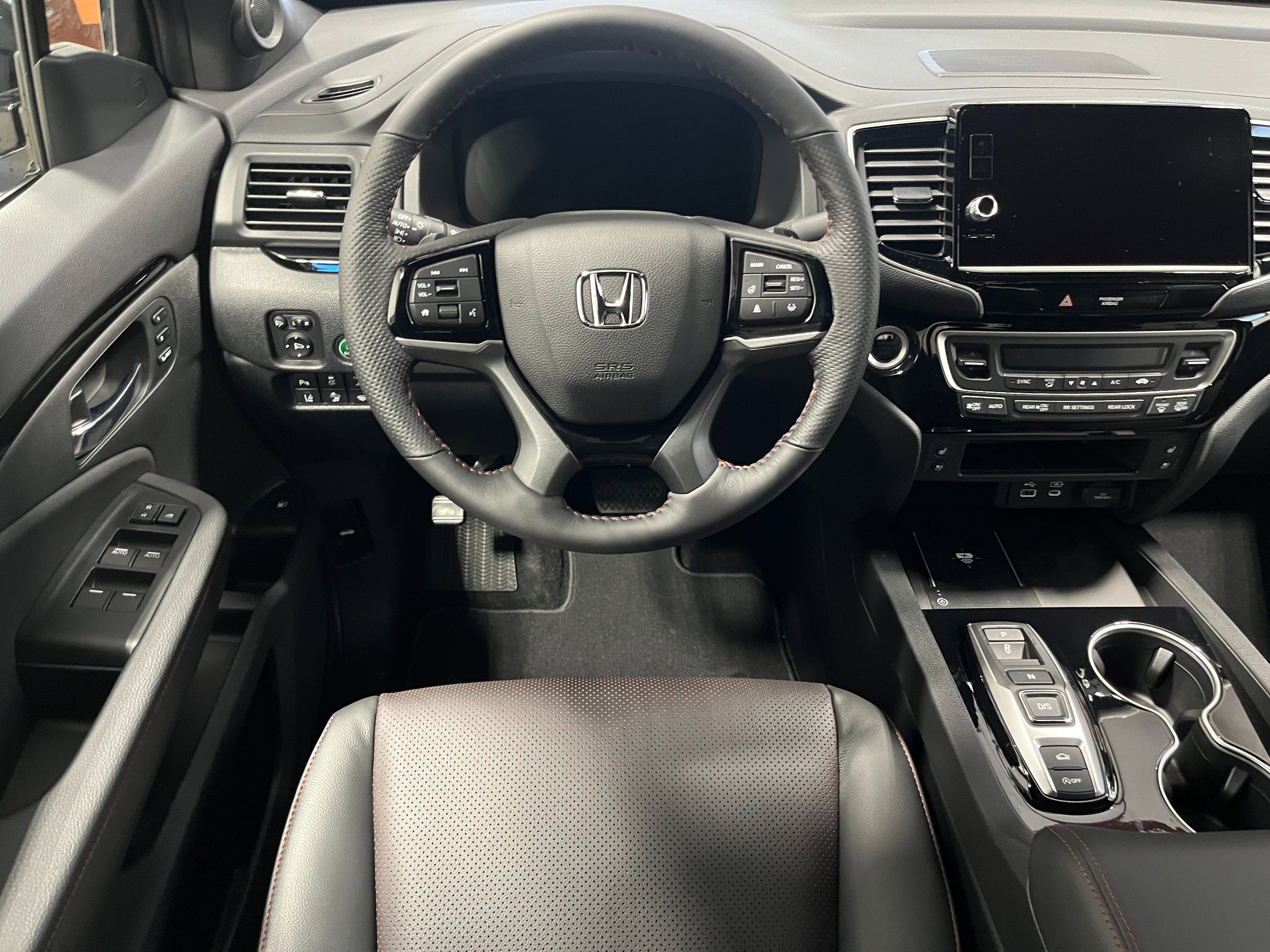 New 2026 Honda Ridgeline Black Edition image 9